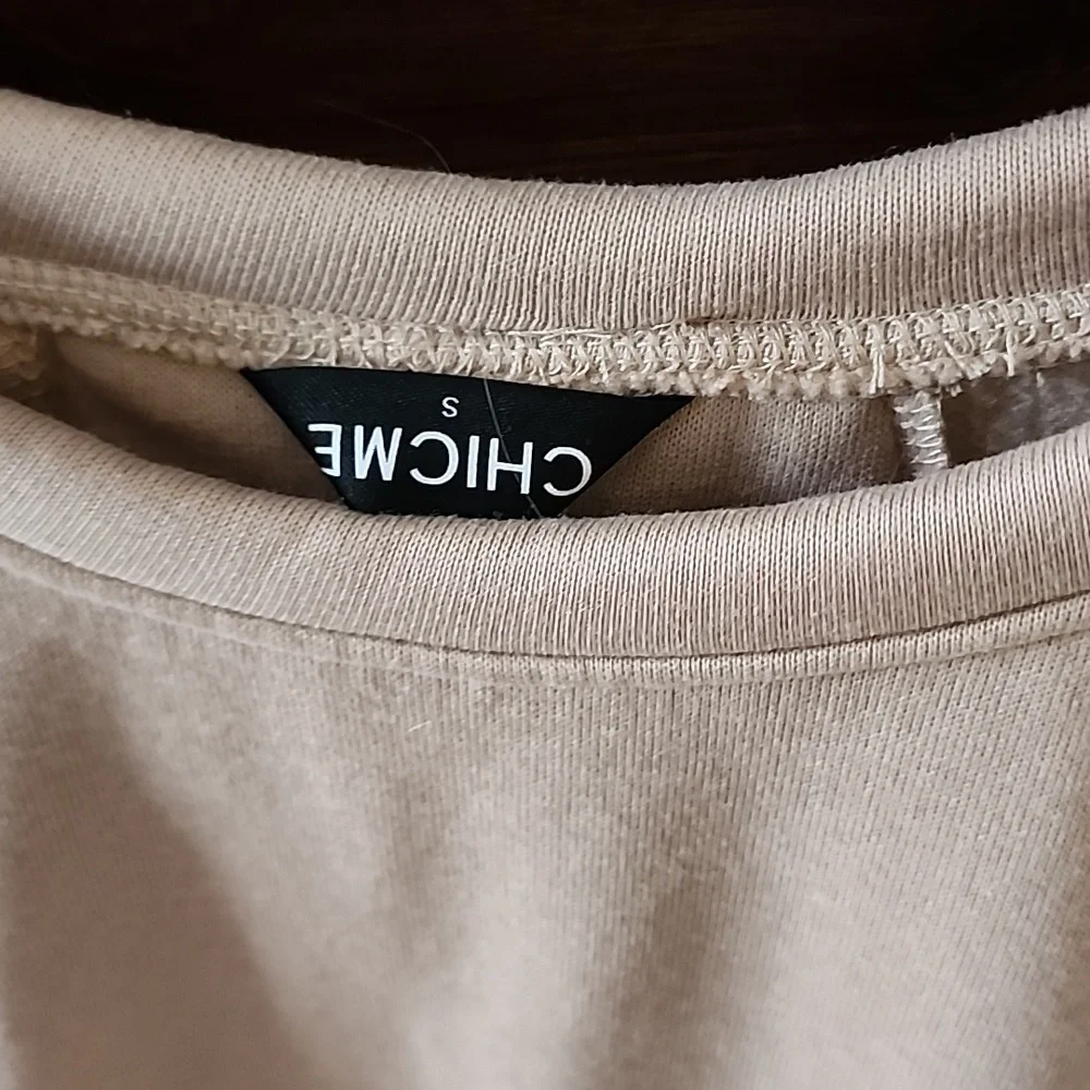 Sweatshirt dress - Picture 2 of 2